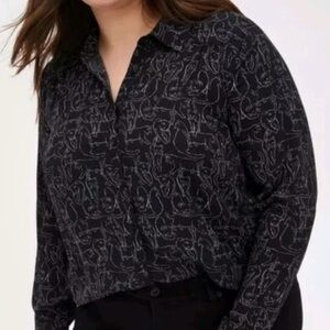 Torrid Madison Womens Shirt Black Georgette Button Up Cat Print Oversized